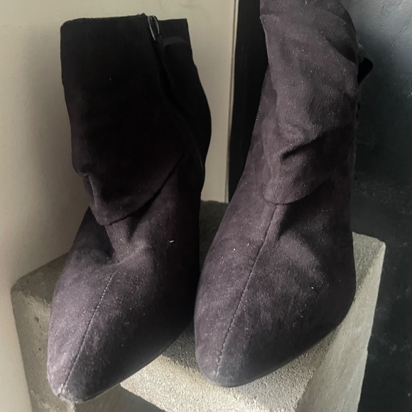 Pure Alfred Sung Bootie - Picture 4 of 4